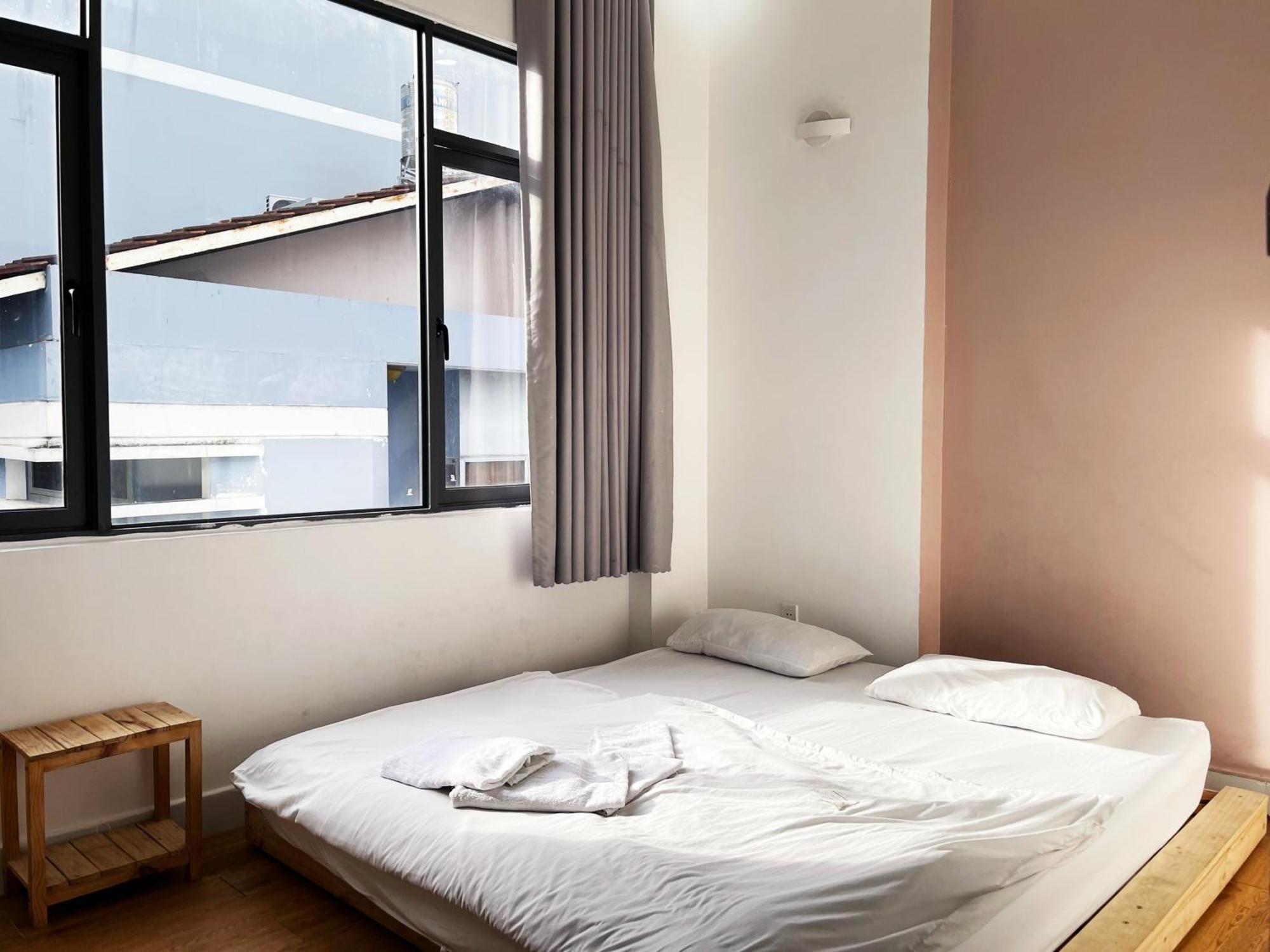 J&K Hotel โฮจิมินห์ซิตี้ ภายนอก รูปภาพ